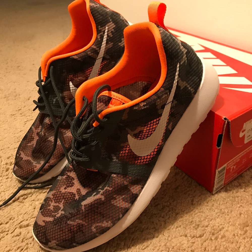 Nike Roshe Run Flight - Picture 4 of 4